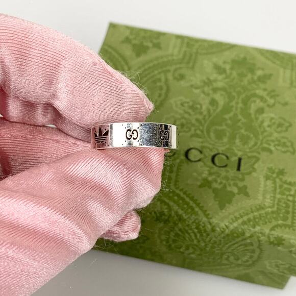 NIB Gucci x Adidas Engraved Interlocking G Ring Size 16 - Picture 1 of 13